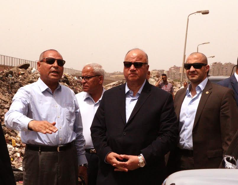 محافظ القاهرة يجري جولة ميدانية بأحياء العاصمة