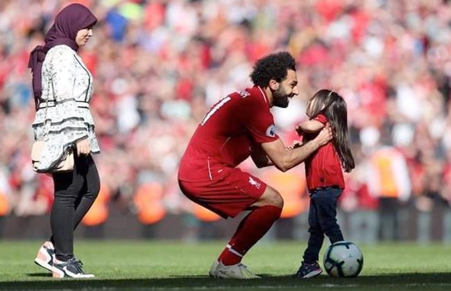 محمد صلاح وابنته