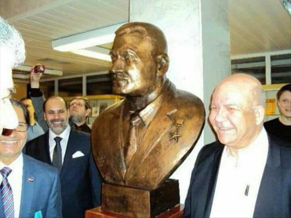 تمثال الرئيس الراحل جمال عبدالناصر
