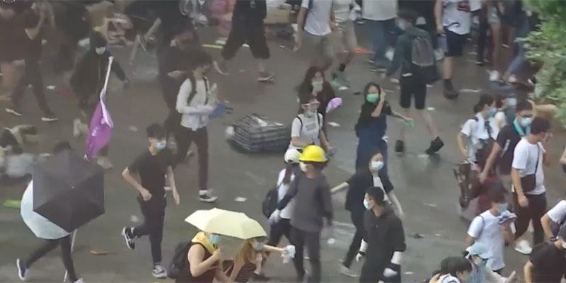اشتباكات بين شرطة هونج كونج ومحتجين - ارشيفية