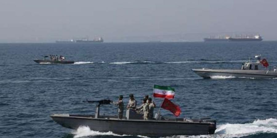 إيران تشكل تهديدًا للشحن في الخليج وعلى السفن الما