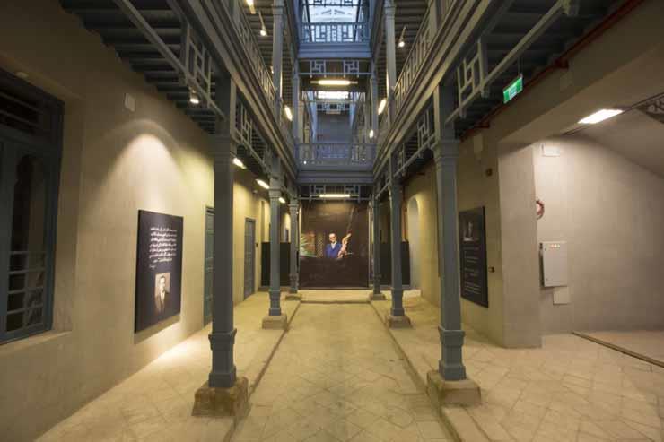 1 افتتح متحف الأديب العالمي نجيب محفوظ مؤخرا بعد سنوات من بدء العمل علي إنشاءه