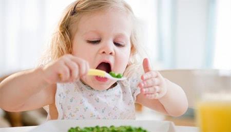 FeedingToddler27