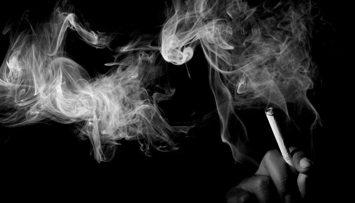 دراسة حديثة المدخنين عرضة 3 مرات أكثر من غيرهم للو