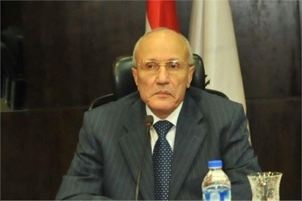 اللواء محمد العصار، وزير الدولة للإنتاج الحربي    