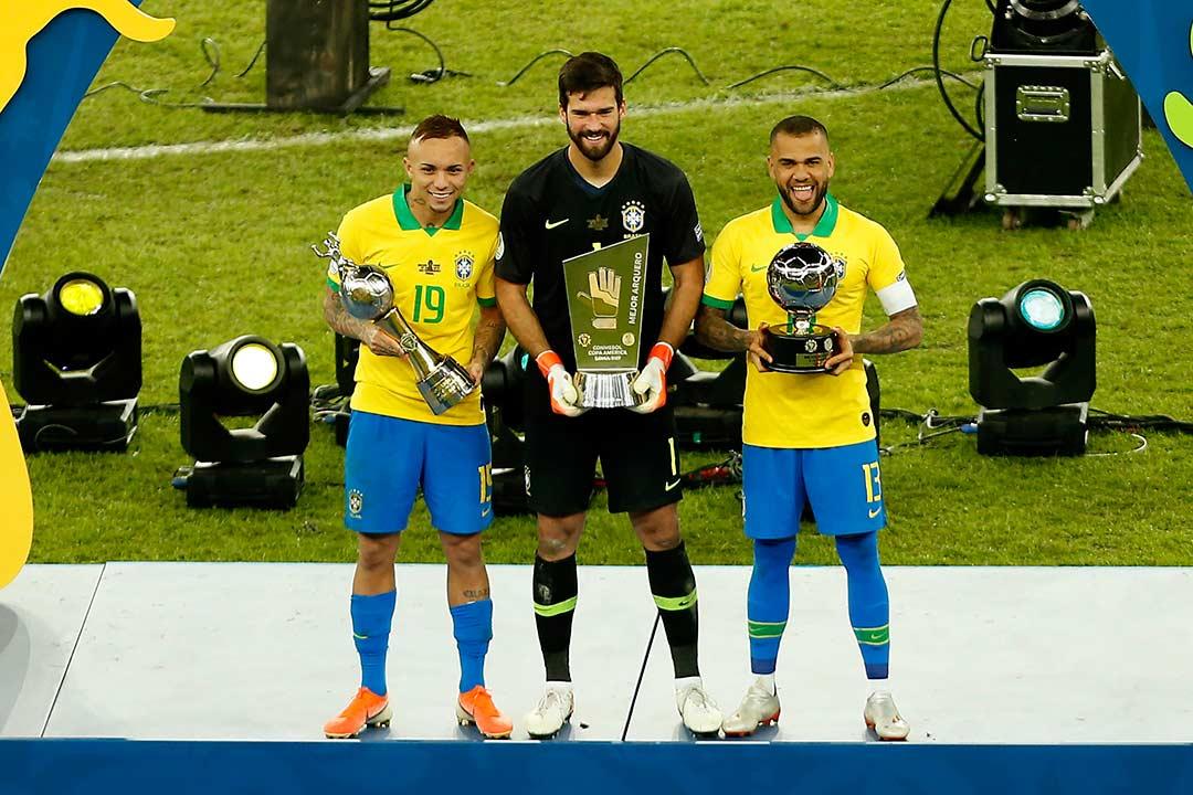 البرازيل تهيمن على الجوائز الفردية