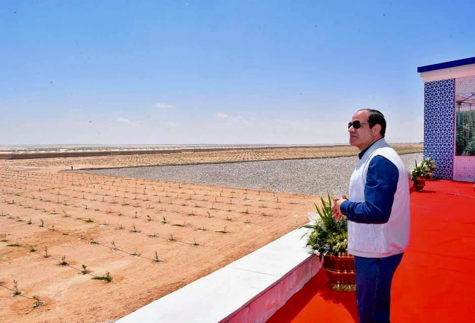 الرئيس عبدالفتاح السيسي يفتتح مشروع الصوب الزراعية
