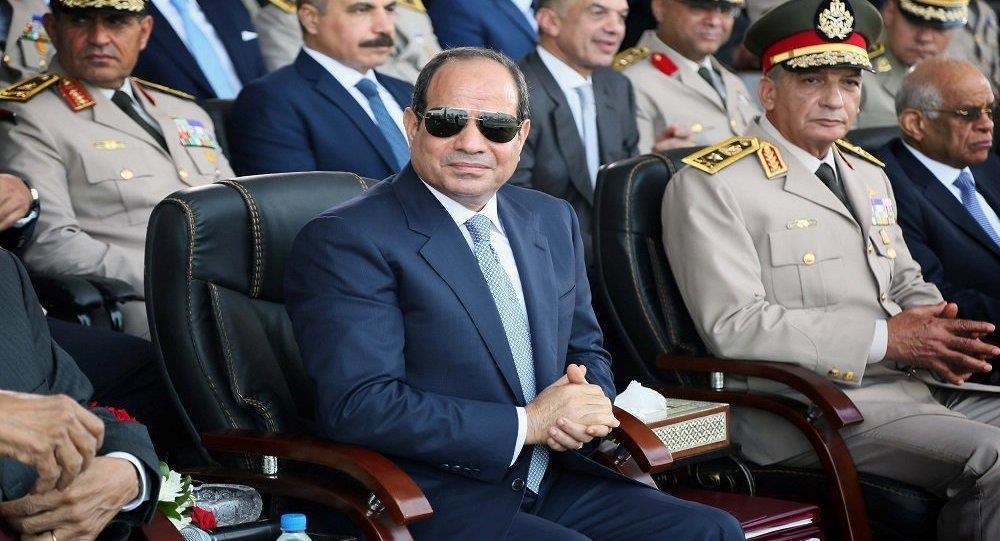 الفريق أول محمد زكي والرئيس السيسي