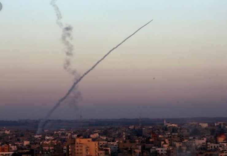 طلاق صواريخ من قطاع غزة على مستوطنات الغلاف