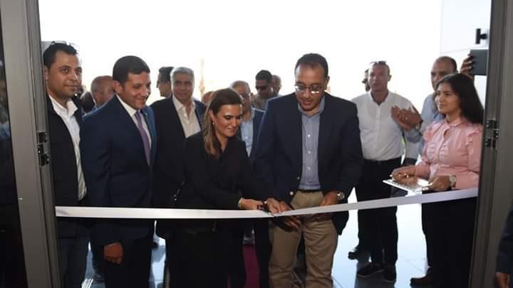 افتتاح رئيس الوزراء لمركز خدمات المستثمرين ببورسعي