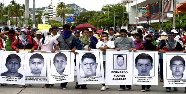 إحياء الذكرى السنوية الخامسة لاختفاء 43 طالبا