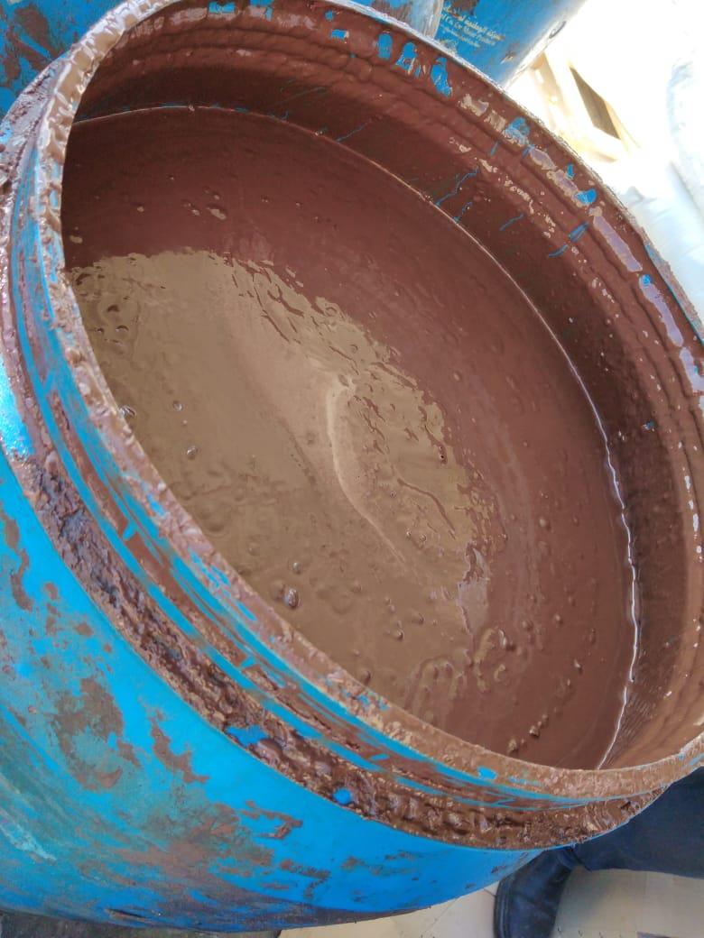 ضبط خامات حلويات مجهولة المصدر2