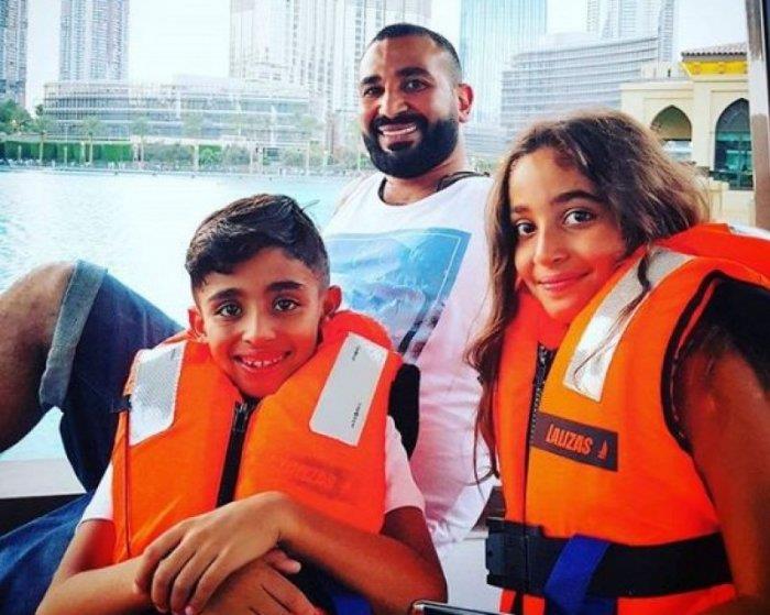 أحمد سعد وأبناءه