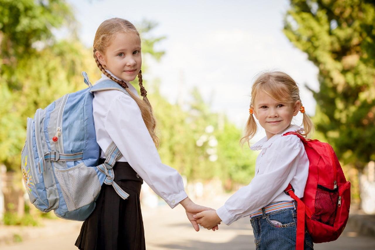 نصائح هامة تضمن سلامة وصول طفلك إلى المدرسة