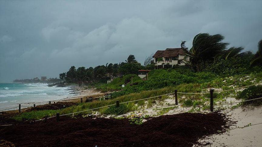 إعصار دوريان يضرب جزر الباهاما
