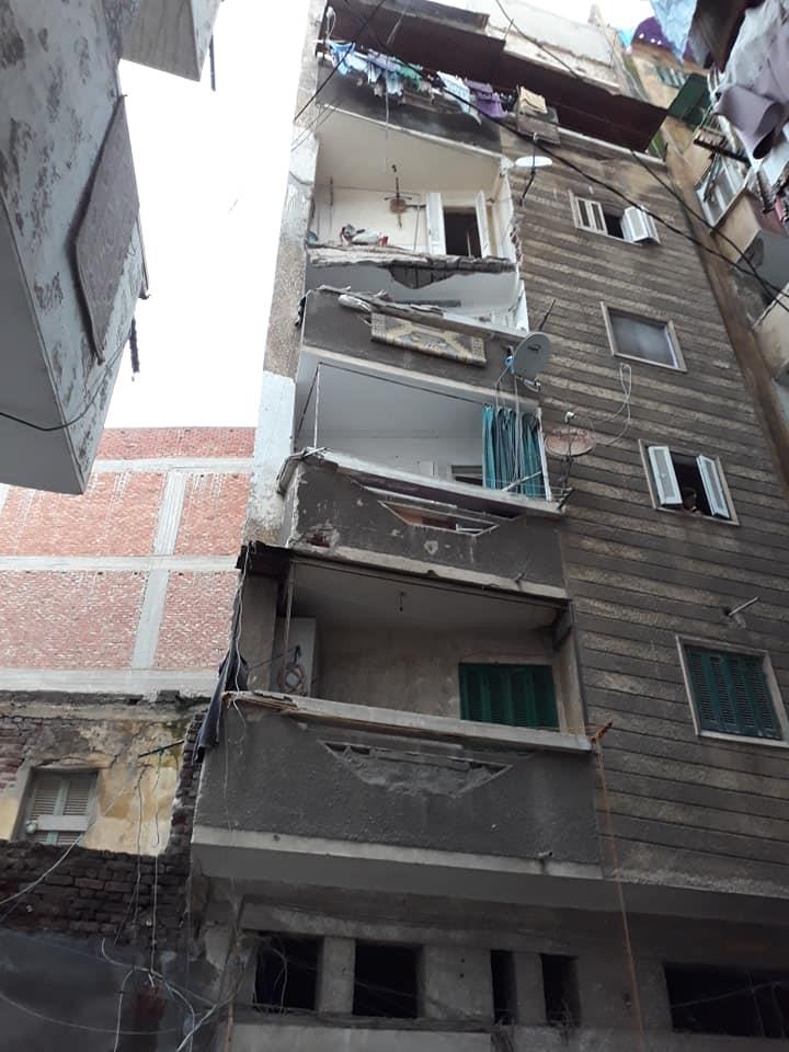 انهيار شرفة عقار بالإسكندرية 