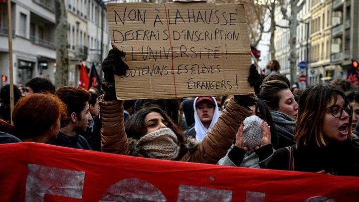 Students-protest-in-Lyon---December-2018----AFP