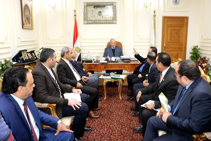 محافظ القاهرة يلتقي أعضاء مجلس النواب