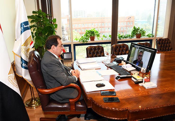 وزير البترول والثروة المعدنية خلال مقابلة مع سيراو
