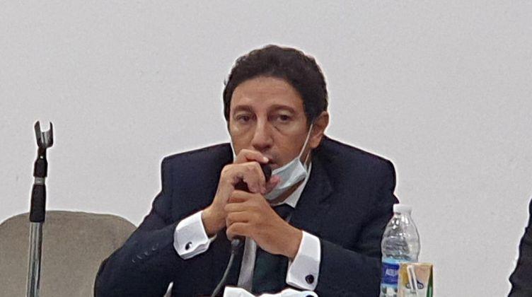 الدكتور خالد سليم نقيب عام أطباء بيطريين مصر