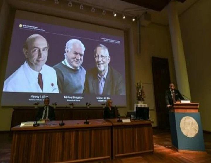  صورة الفائزين الثلاثة بجائزة نوبل للطب، البريطاني