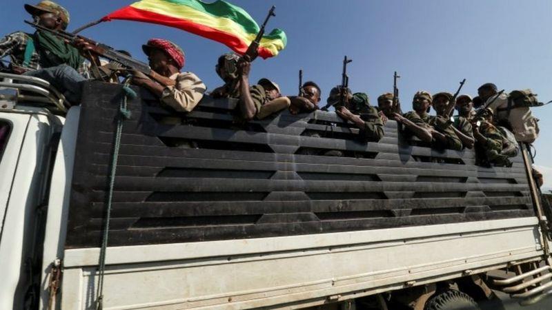قوات موالية للحكومة الإثيوبية في طريقها لمواجهة ال