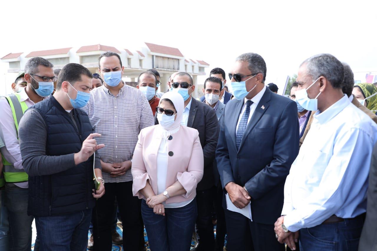 وزيرة الصحة تتفقد منظومة التأمين الصحي بجنوب سيناء