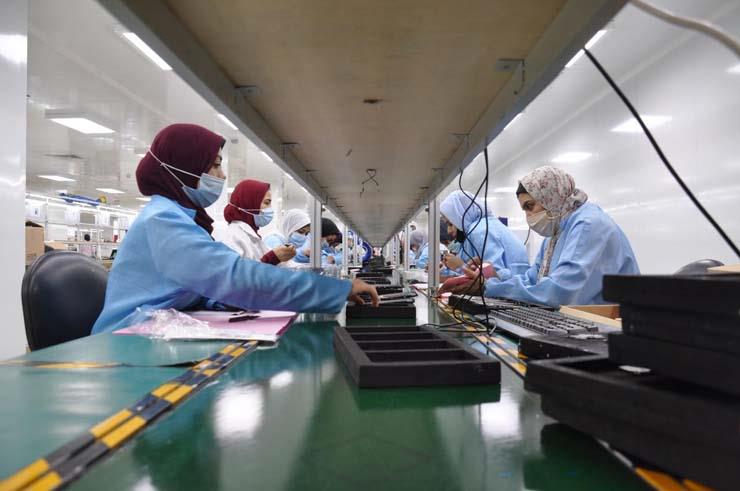 مصانع للهواتف المحمولة بدأت الإنتاج في مصر