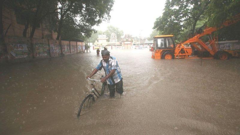 الفيضانات في الهند جرّاء التغير المناخي أسقطت المئ
