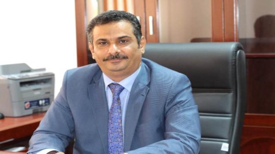 وزير الكهرباء والطاقة اليمني محمد العناني