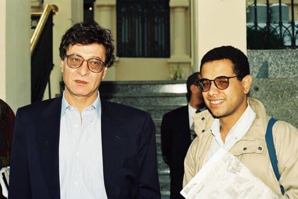 مع محمود درويش- تصوير محمد السهيتي