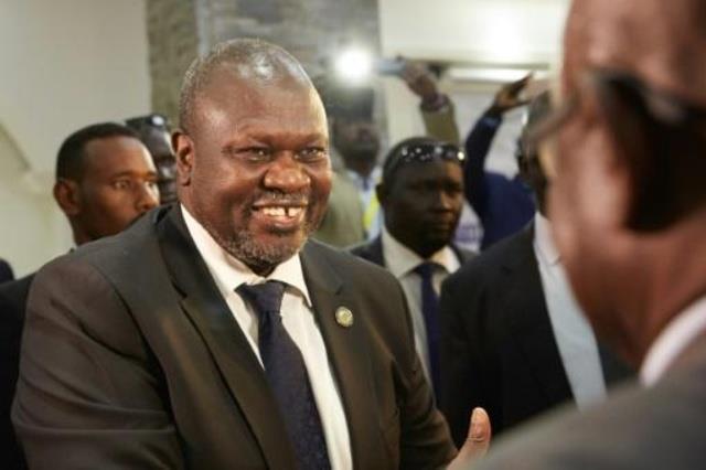 زعيم التمرد في جنوب السودان رياك مشار لدى وصوله إل