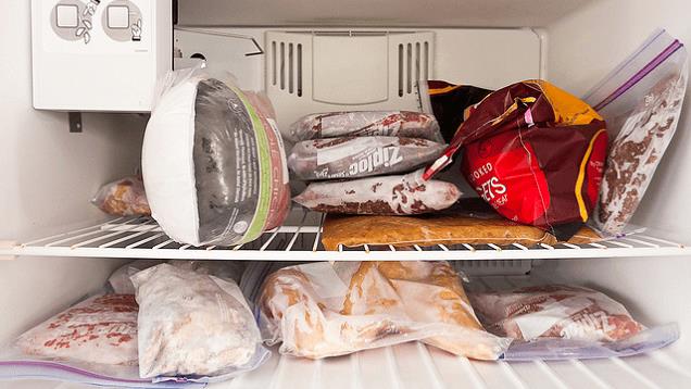 مدة صلاحية الطعام داخل الثلاجة.. تجنبا للتسمم