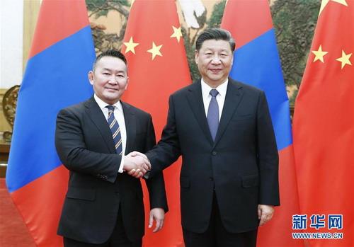 الرئيس المنغولي والرئيس الصيني