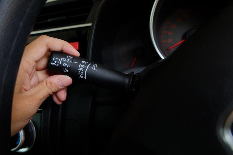 استخدام الإشارات