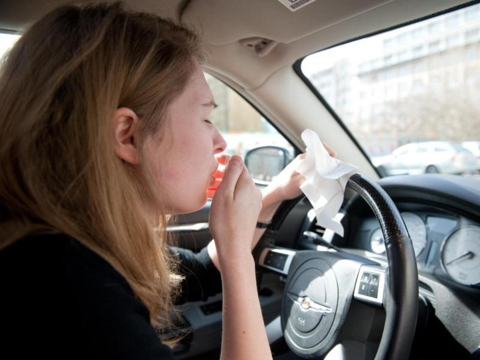 احذر قيادة السيارة عند الإصابة بالإنفلونزا