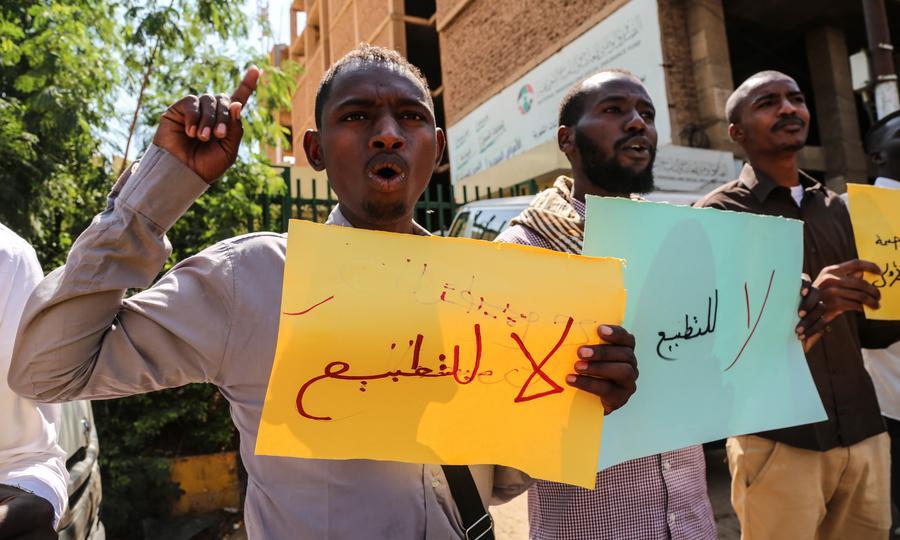 السودان وإسرائيل.. كيف يربح الطرفان من التطبيع