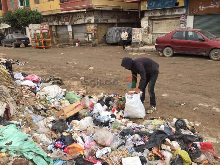 وزيرة البيئة توجه بإزالة تراكمات القمامة