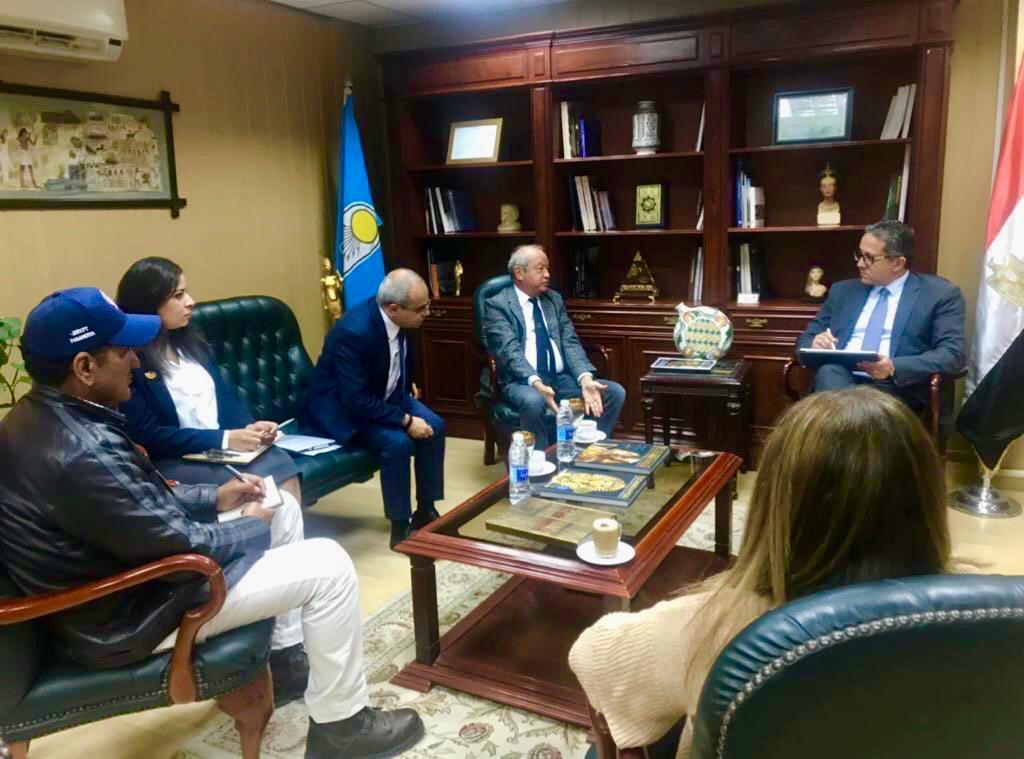 7b219cd8-8ff7-4f5c-9c93-5cf15f6ea0b1