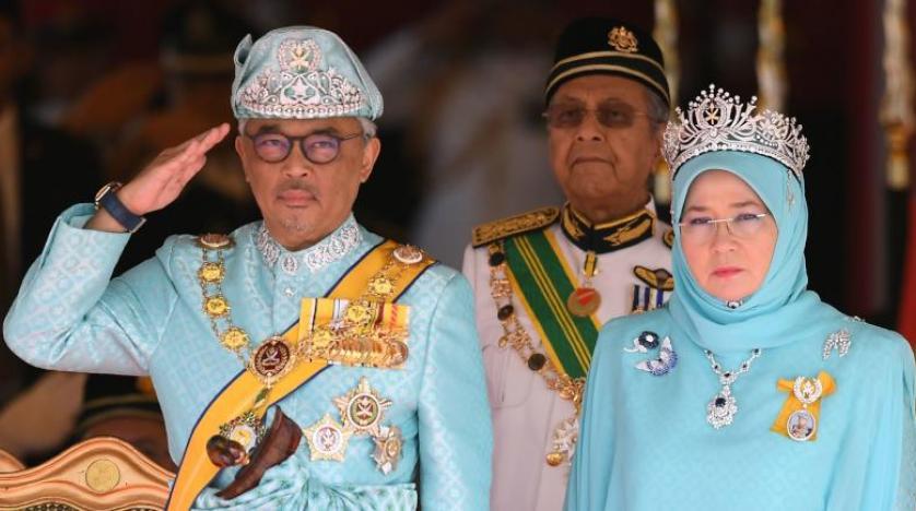 ملك ماليزيا وقرينته
