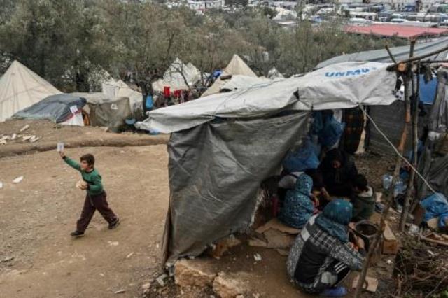 مهاجرون في مخيم موريا المكتظ في جزيرة ليسبوس اليون