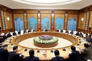 صورة وزعتها وكالة الأنباء الكورية الشمالية لاجتماع