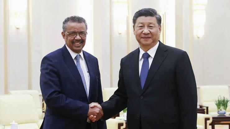 رئيس منظمة الصحة العالمية مع الرئيس الصيني