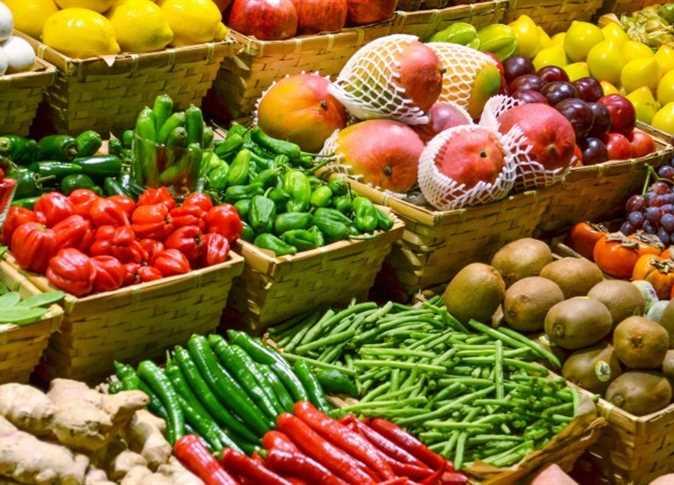الصحة تحدد أبرز الخضروات والفواكه المقوية للمناعة 