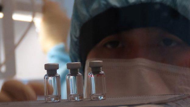 محاولات العلماء في توفير لقاح لفيروس كورونا
