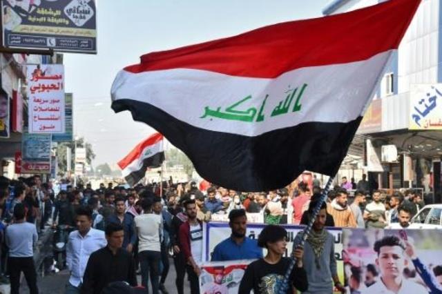 تظاهرة لطلاب عراقيين احتجاجا على الطبقة السياسية