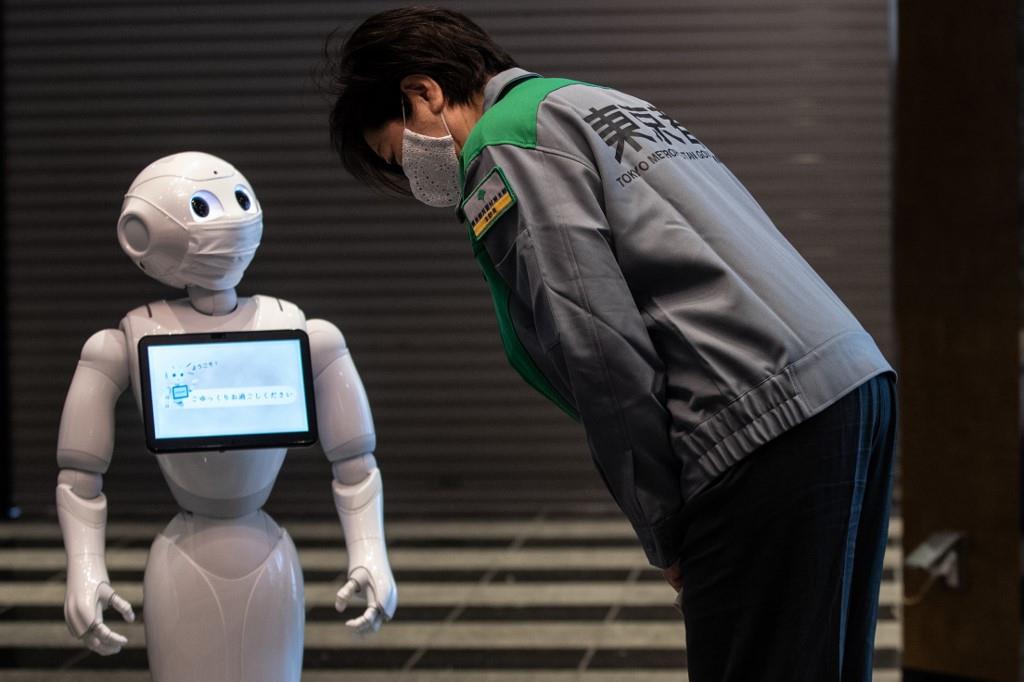 طوكيو تصمم روبوتات لخدمة مصابي كورونا في الفنادق