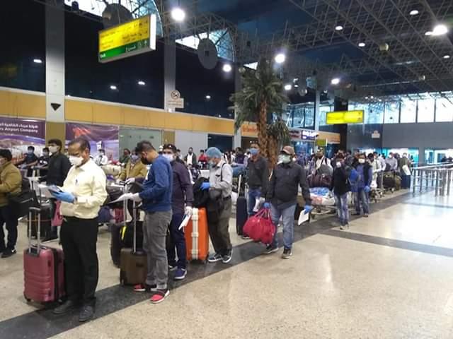 مطار القاهرة يستقبل رحلات استثنائية