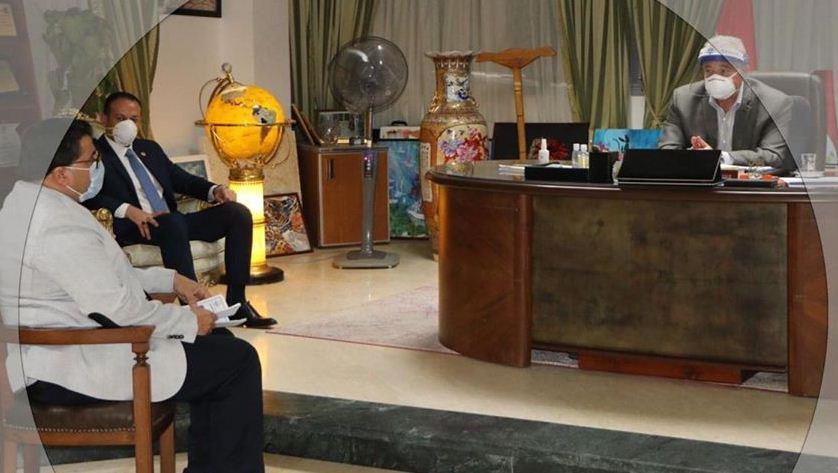 أسنعراض فيديو محاكاة للإجراءات الوقائيةداخل لجان الامتحانات (2)