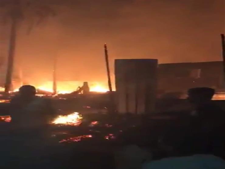 حريق هائل في سوق السيراميك